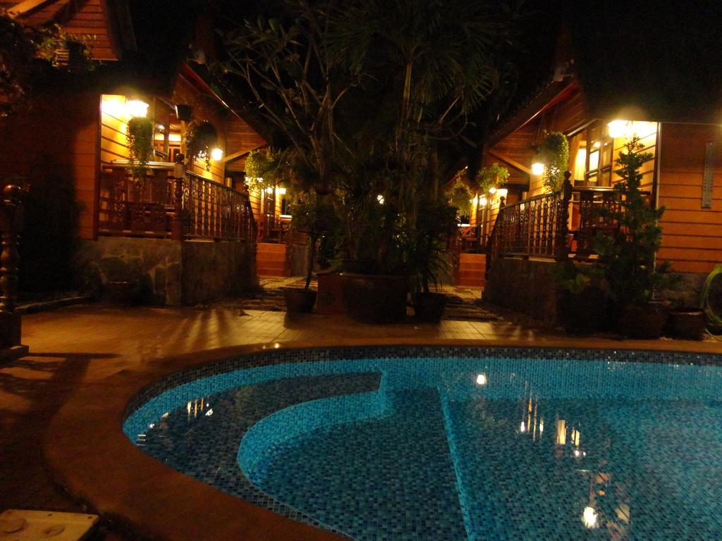 Bungalow Phuket Strand Kamala Exterior foto