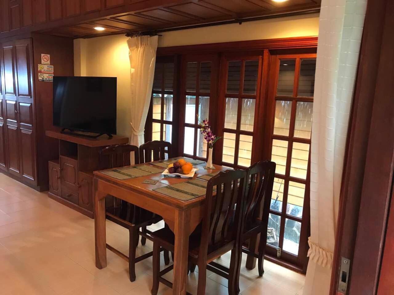 Bungalow Phuket Strand Kamala Exterior foto